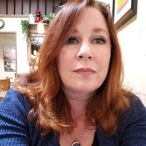 Meet your Posher, Elana